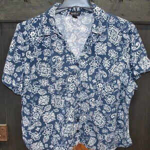 2X Button Down Blue/White Design